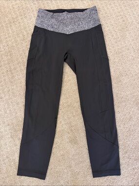 Lululemon Dark & Heathered Gray Waist Cropped Athletic Yoga Running Pants 2/4